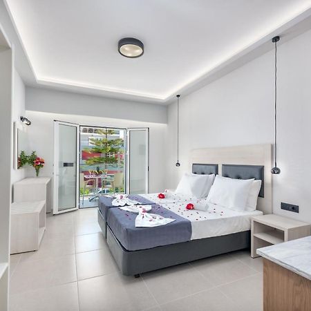 לגאנאס Breeze Luxury Rooms מראה חיצוני תמונה