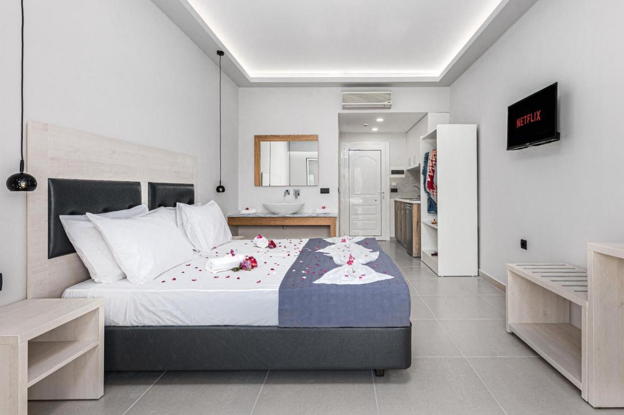 לגאנאס Breeze Luxury Rooms מראה חיצוני תמונה